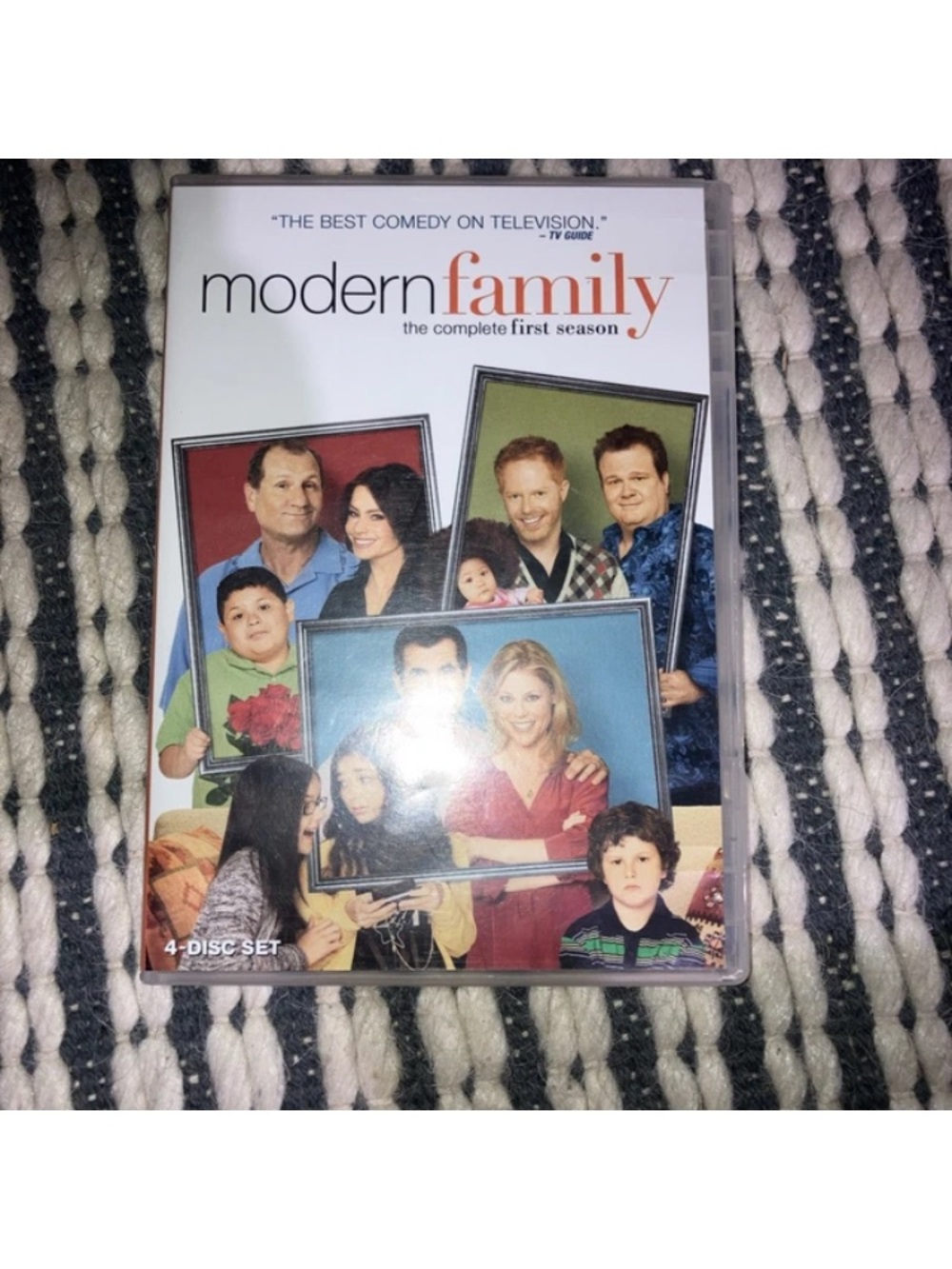 ABC Modern Family The Complete First 1 Season one DVD disc box collection Set tv
